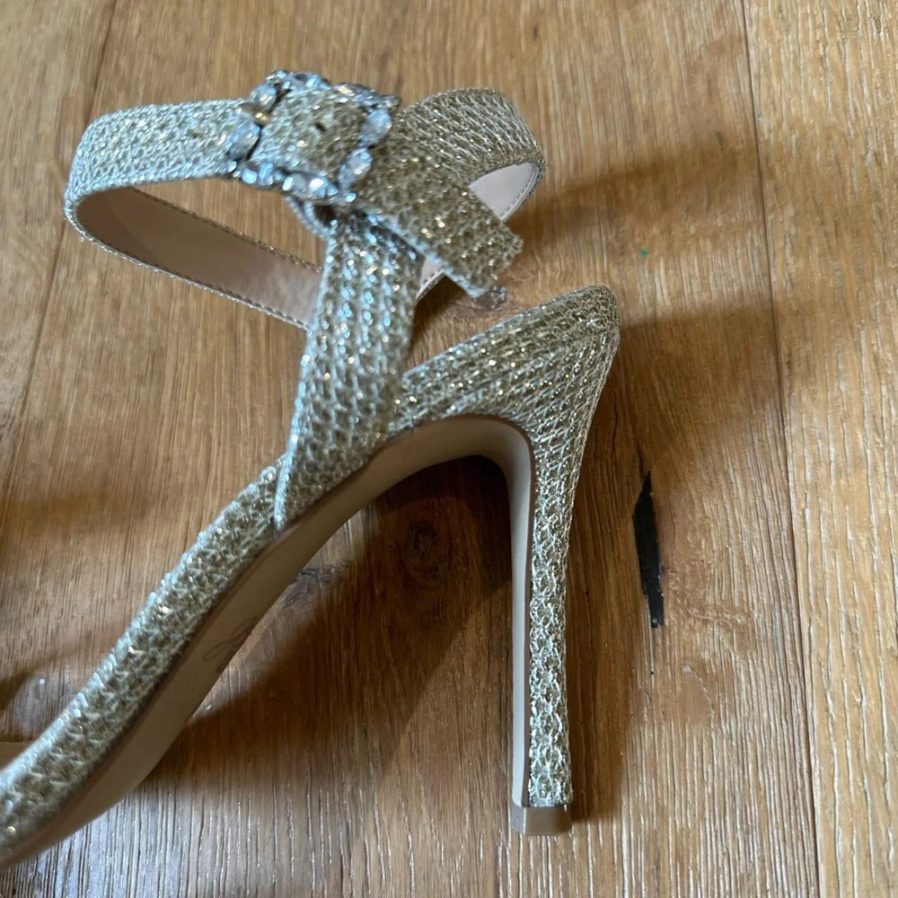 Jewel Badgley Mischka Glitter Alina sandal special occasion wedding shoe - Picture 6 of 11